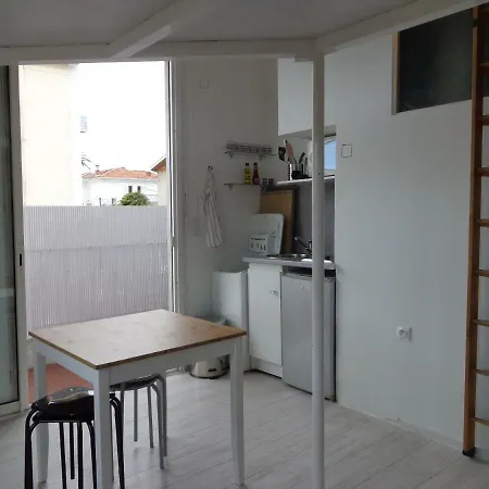 Apartment Avenue Edmond Rostand